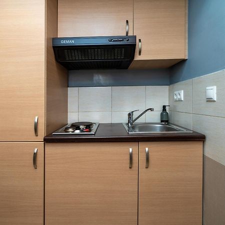 Ideally Located Apartment In Central Athens Exterior photo