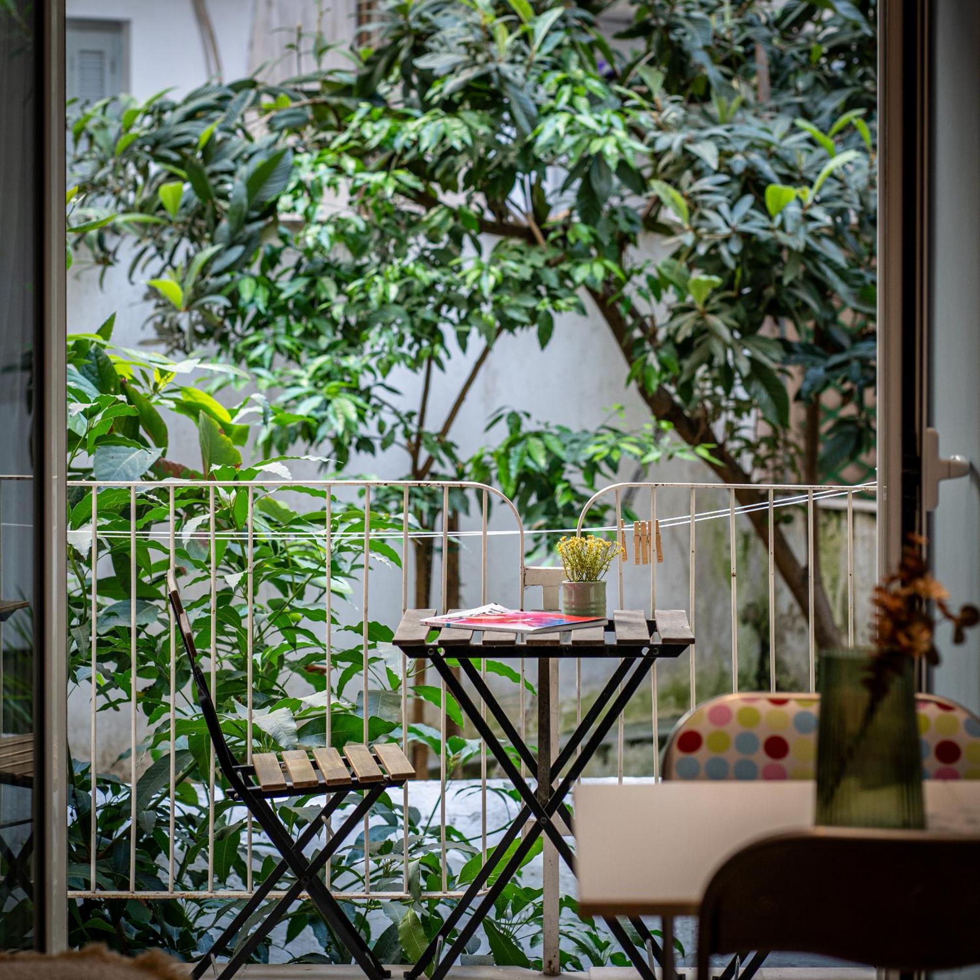Ideally Located Apartment In Central Athens Exterior photo